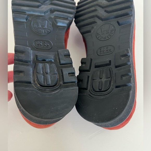 Mephisto Salka Rust Red Velvet Leather Slip-On Chain Detail Lug Sole Loafers - Picture 13 of 13